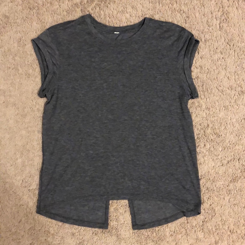 Lululemon Tshirt